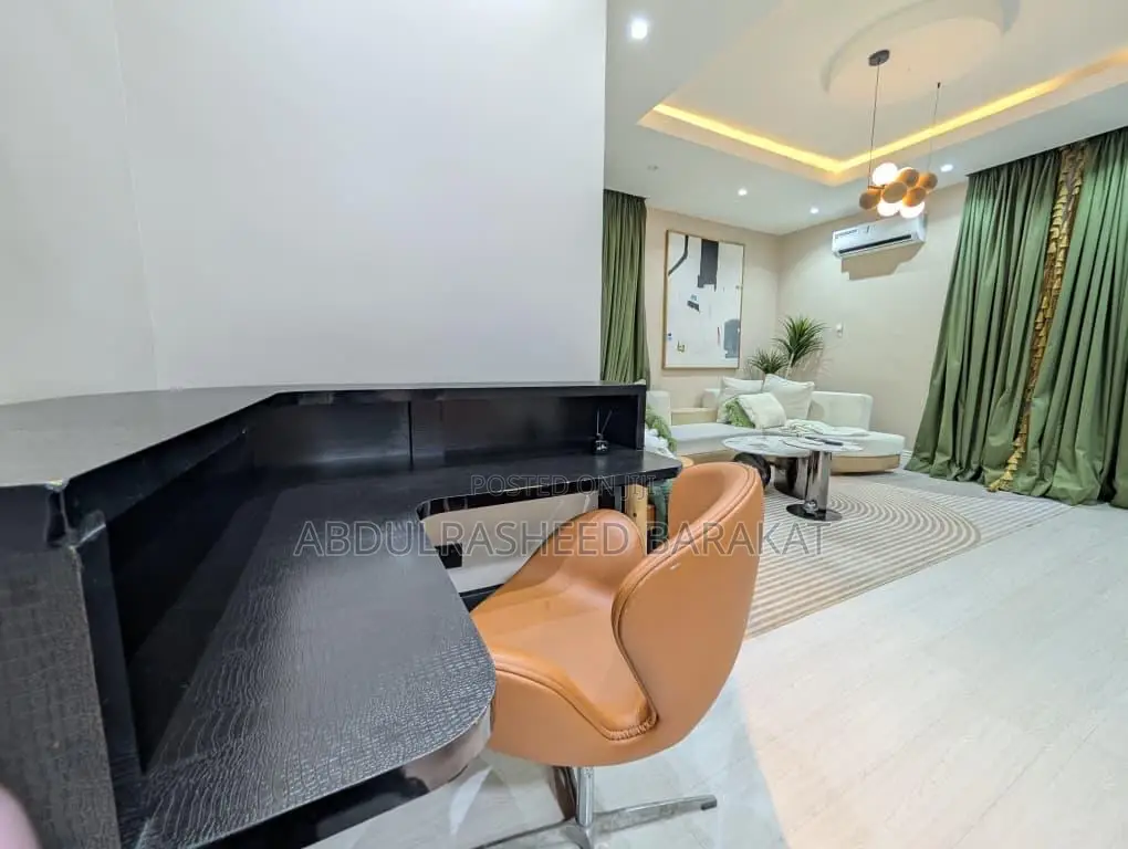 Aesthetically Pleasing 2 Bedroom Apartment With Ps5 in Victoria Island