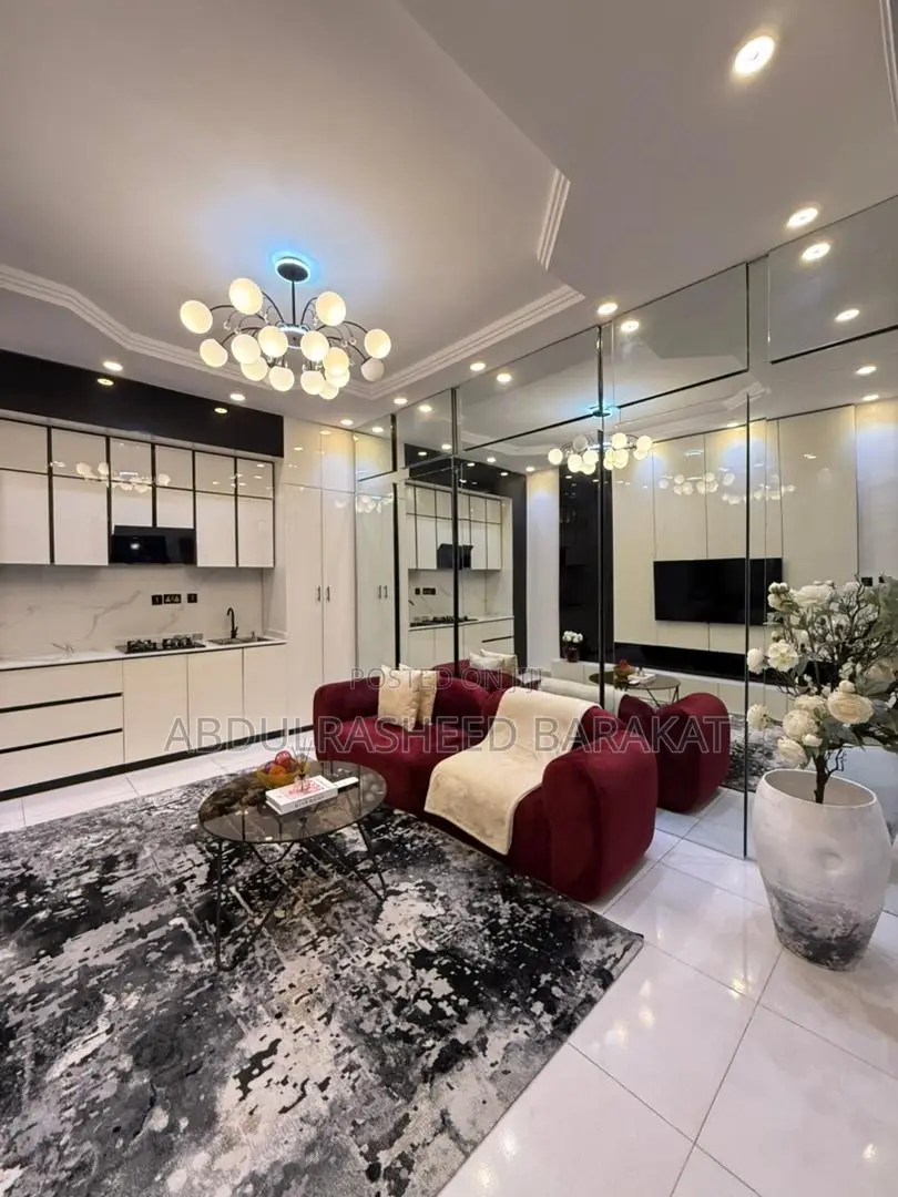 1 Bedroom Apartment With a Private Cinema and Bathub in Osapa london