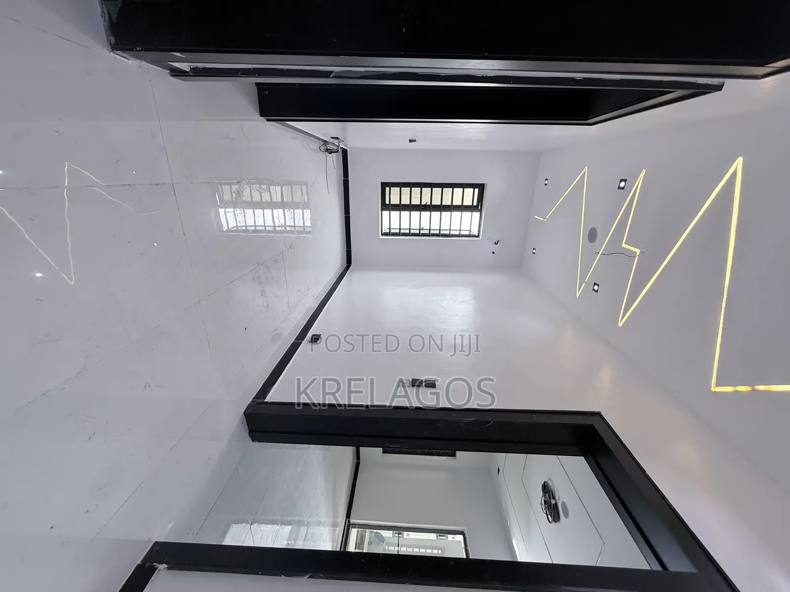5bdrm Duplex in Ologolo for sale in Ologolo