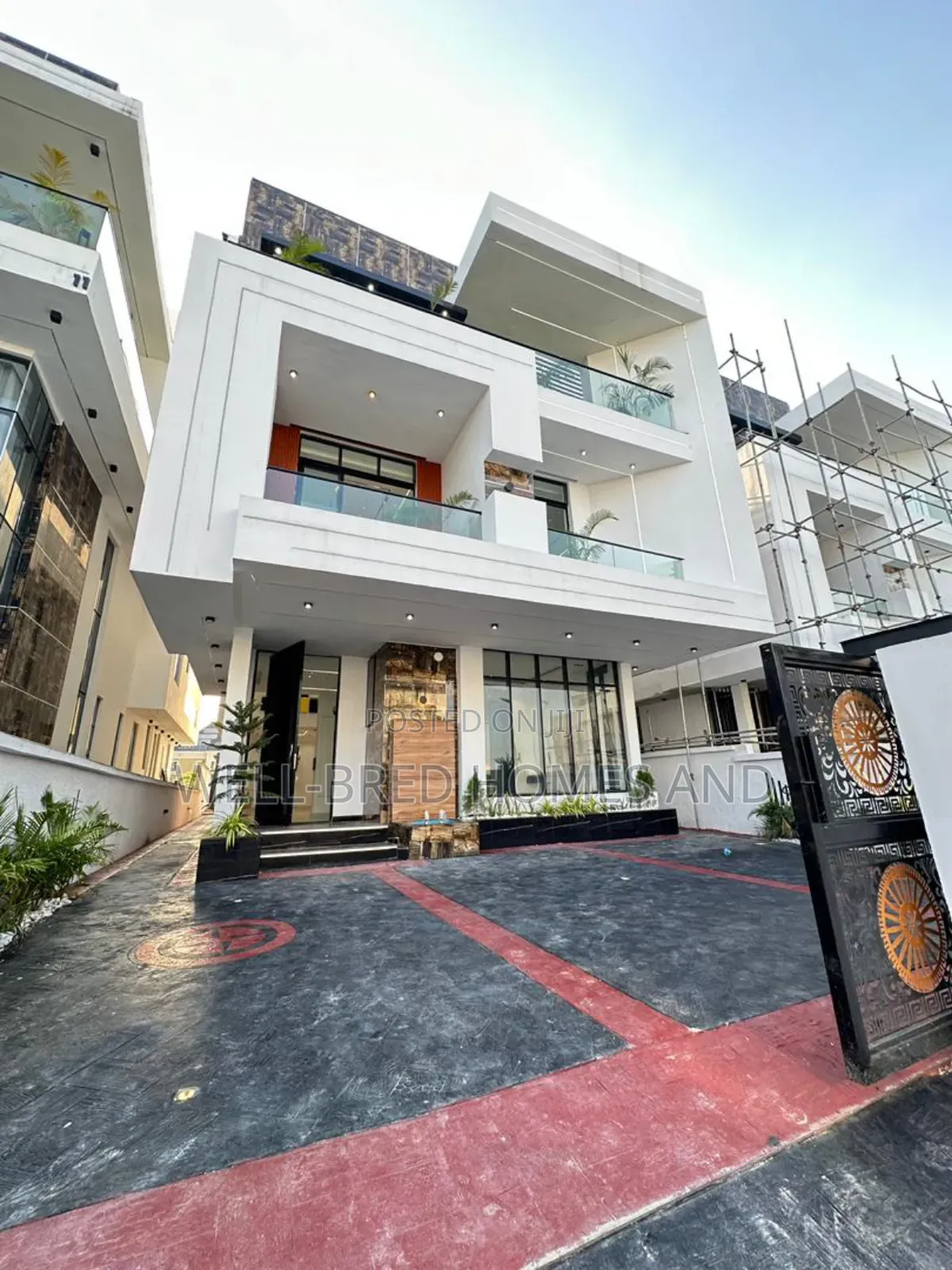 6bdrm Duplex in Chevron Lekki Lagos for sale in Chevron