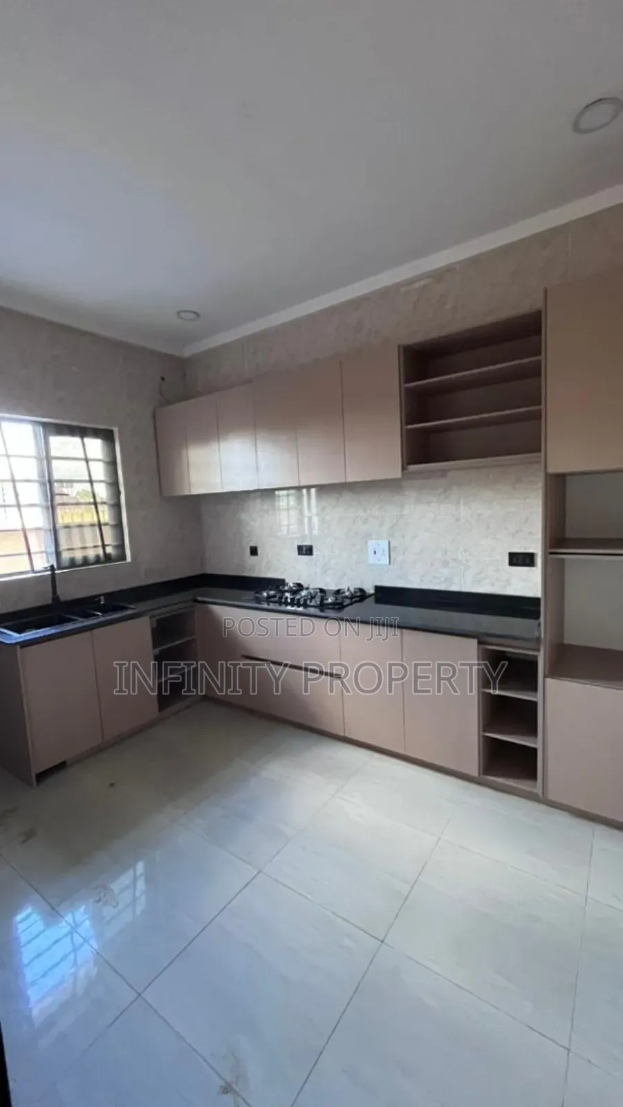 3bdrm Duplex in Okoromi, Benin City for sale in Benin City