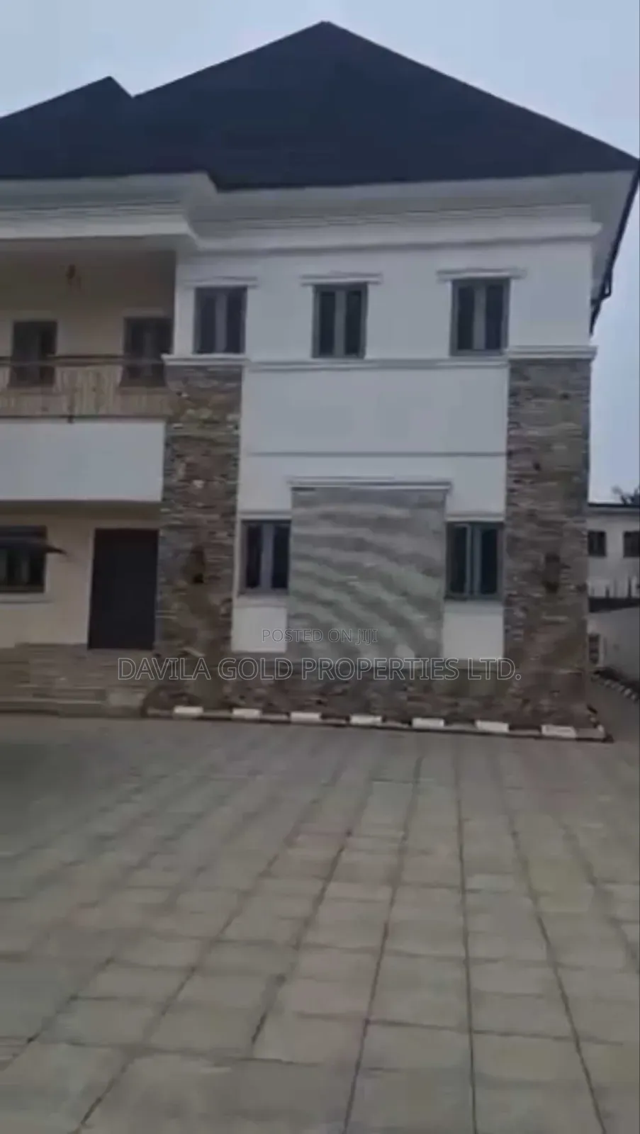 5bdrm Duplex in Benin City for sale in Benin City