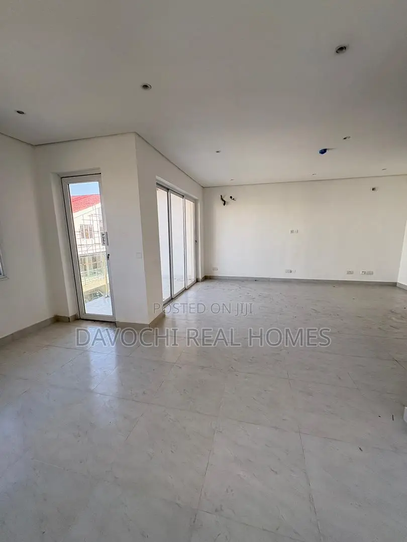 4bdrm Duplex in Lekki for rent in Lekki Phase 2