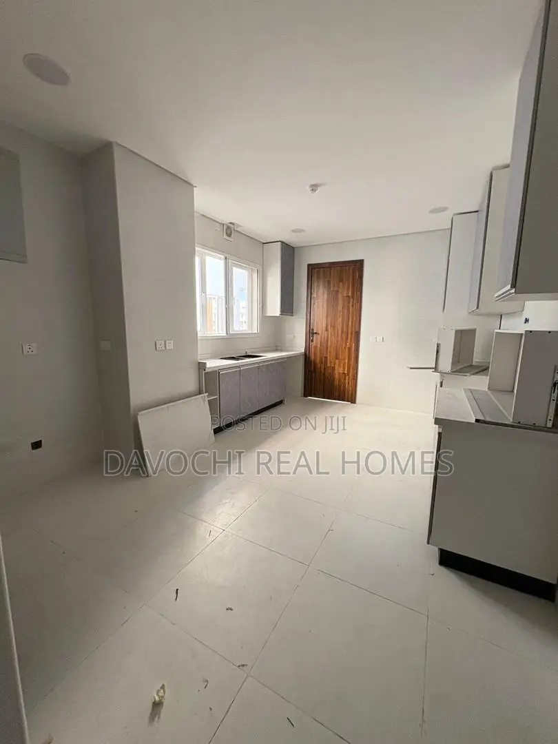 4bdrm Duplex in Lekki for rent in Lekki Phase 2