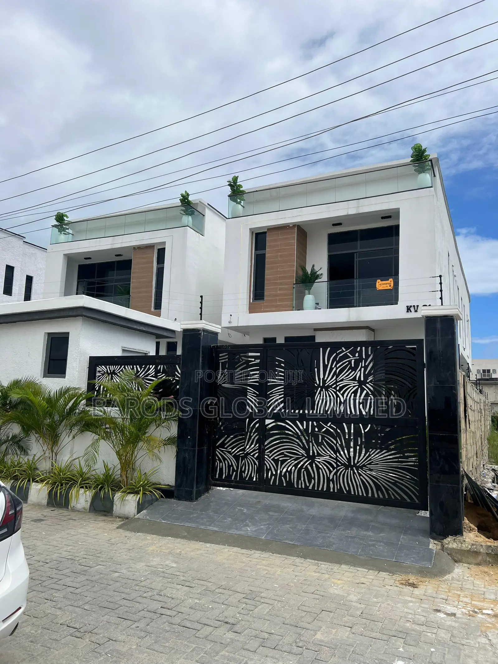 Furnished 5bdrm House in 2Nd Toll Gate, Lekki, Peninsula Estate in Peninsula Estate