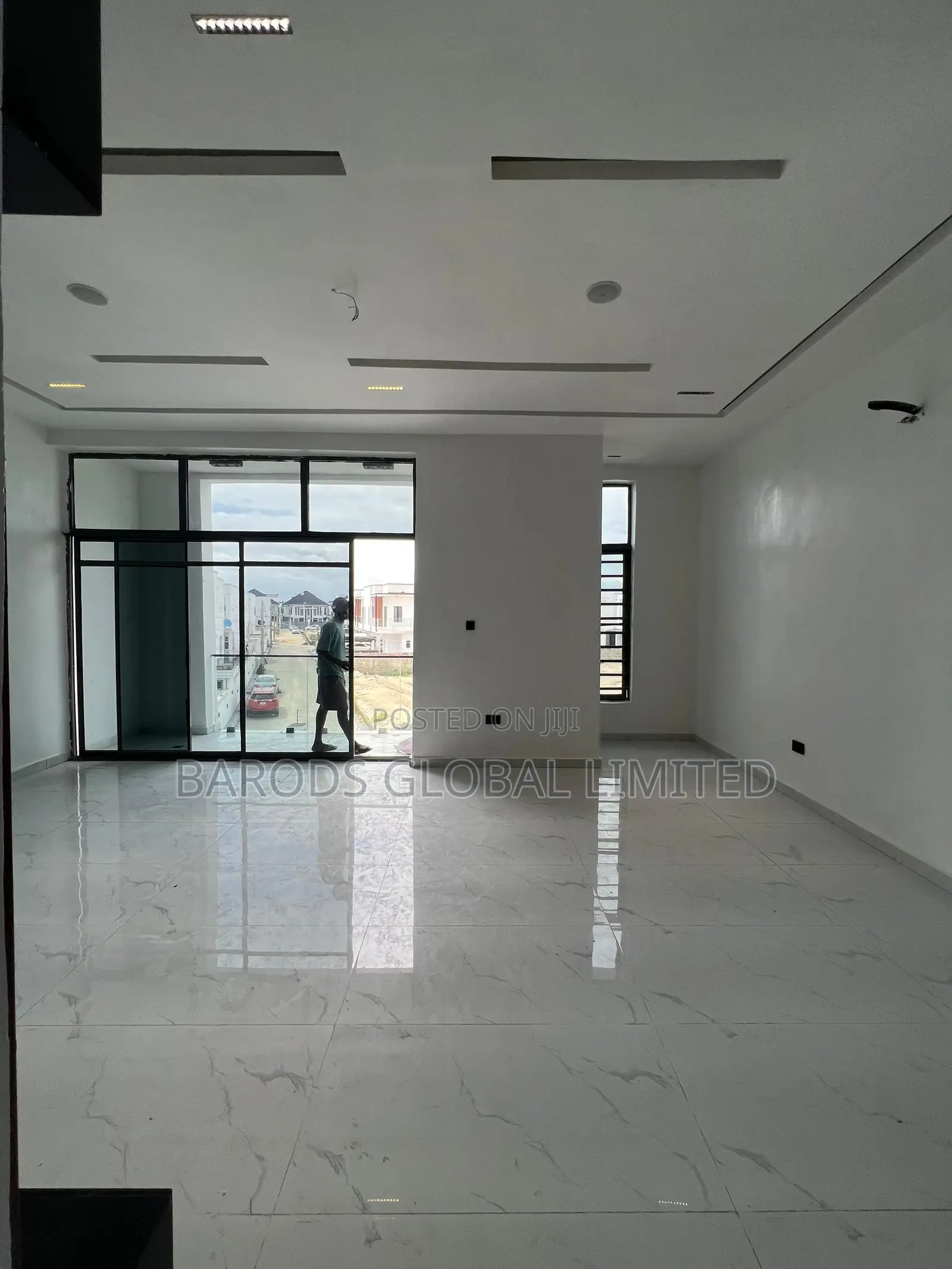 Furnished 5bdrm House in 2Nd Toll Gate, Lekki, Peninsula Estate in Peninsula Estate