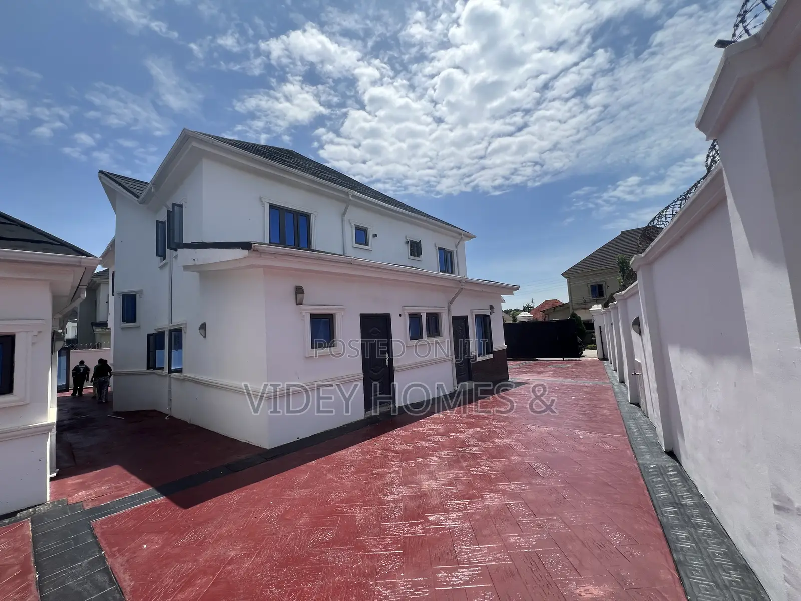 6bdrm Duplex in Sunshine Estate, Lokogoma for sale in Lokogoma