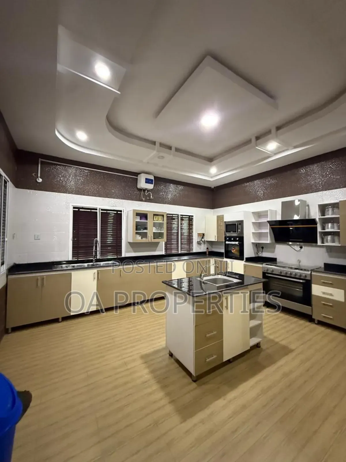 Furnished 5bdrm Mansion in Aerodrome Gra, for rent in Ibadan