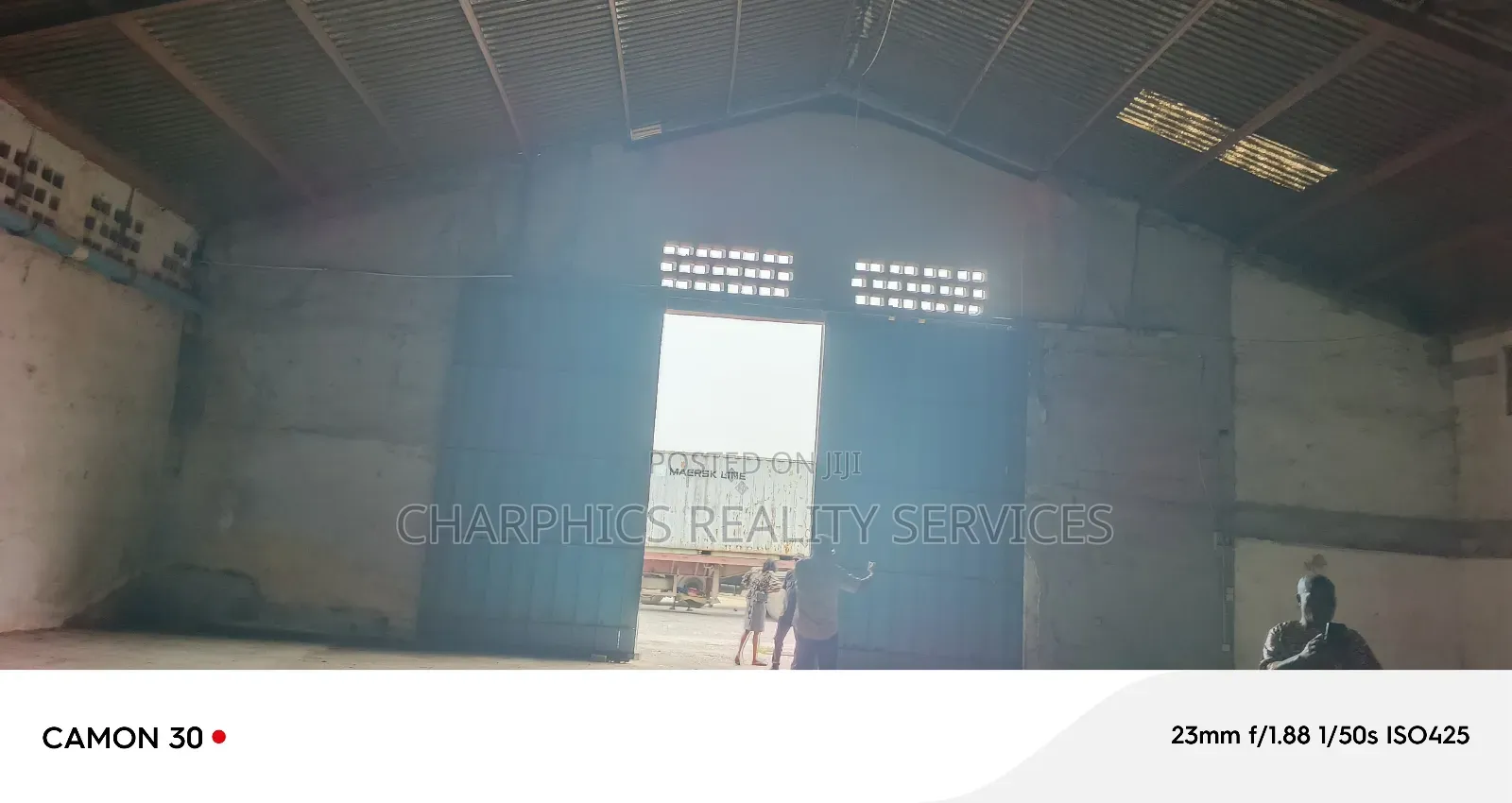 Warehouse 1750sqm at Apapa Oshodi Express Way in Airport Road / Oshodi