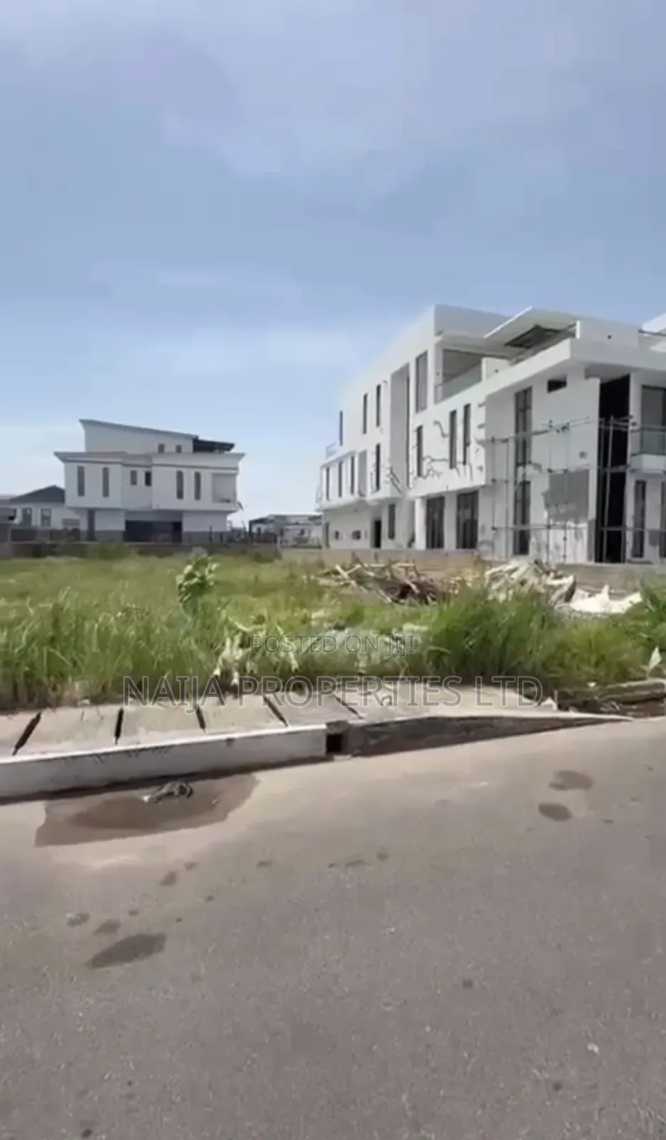 806sqm of Land at Cowrie Creek Estate, Ikate, Lekki for Sale in Lekki
