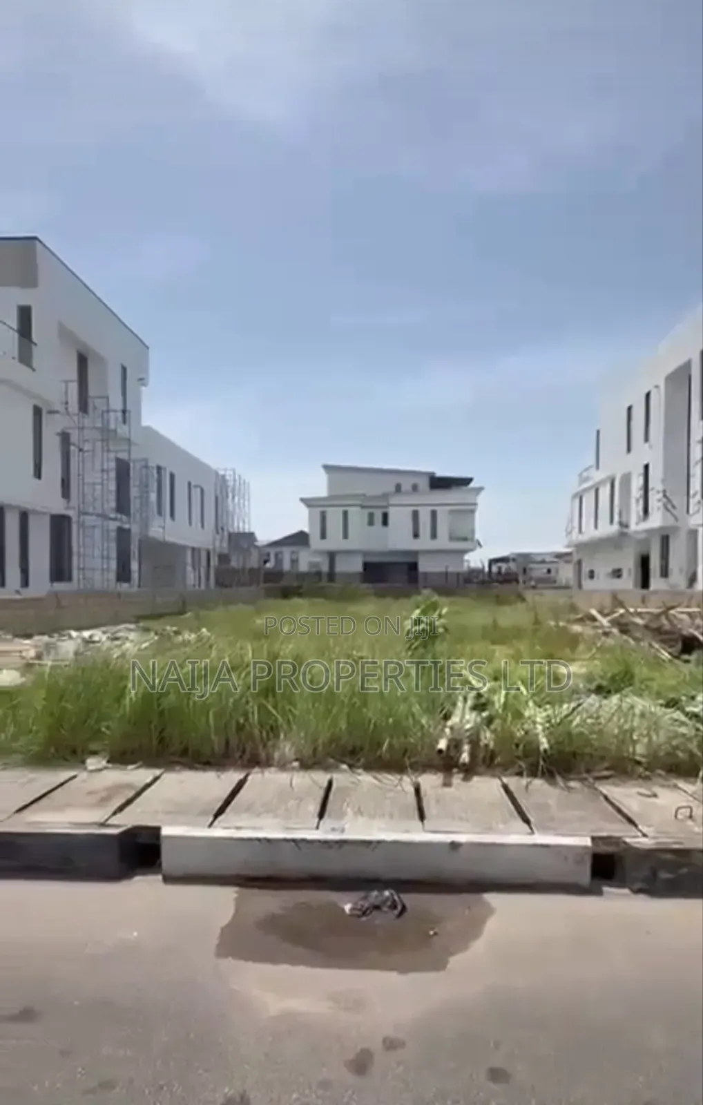806sqm of Land at Cowrie Creek Estate, Ikate, Lekki for Sale in Lekki