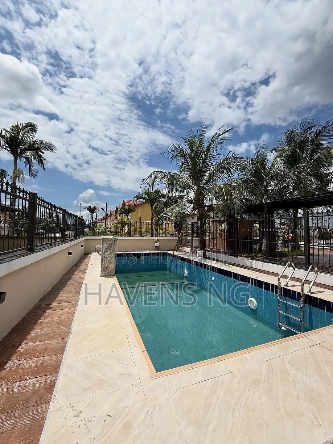 4bdrm Duplex in Obio-Akpor for sale in Obio-Akpor