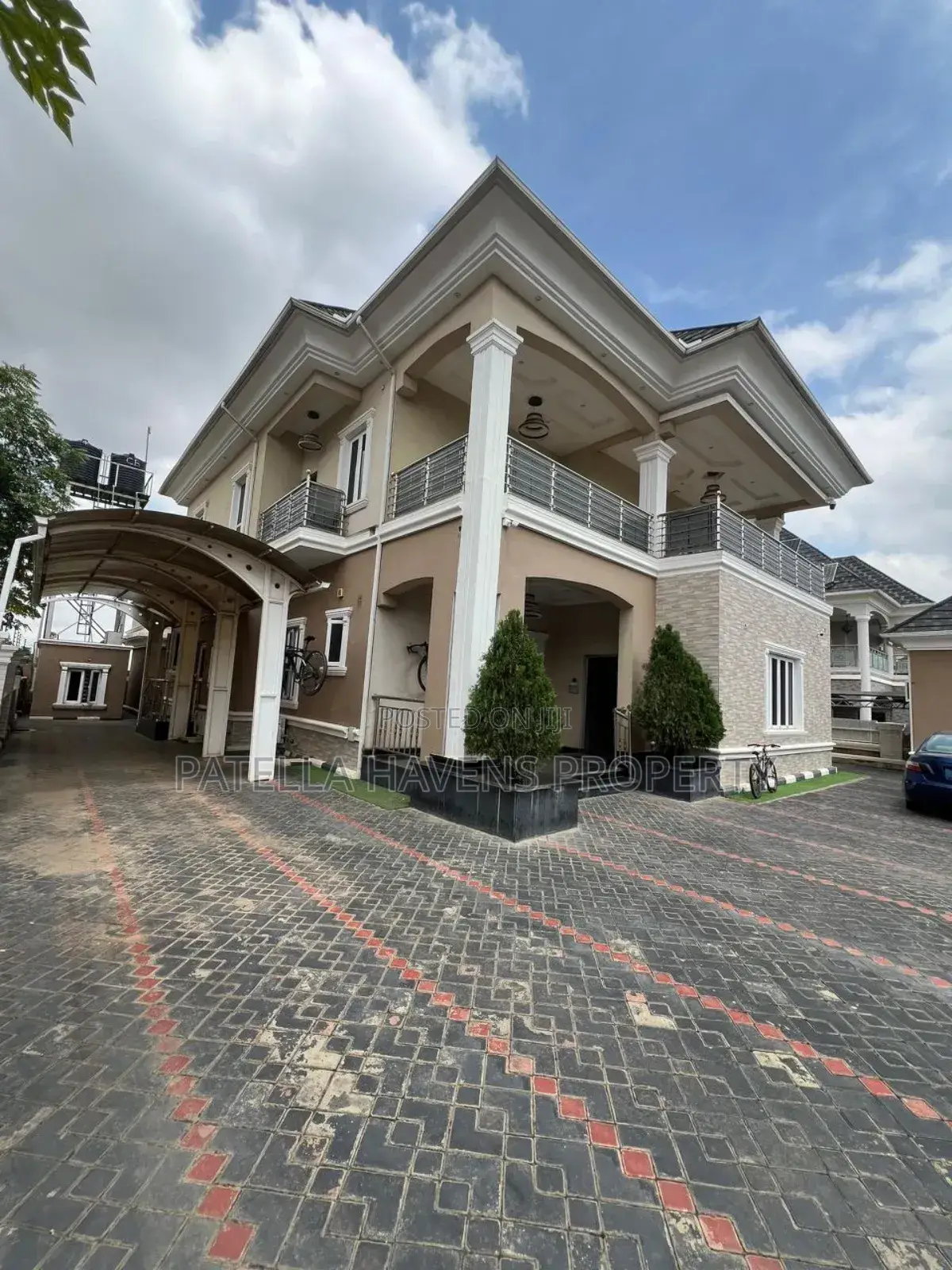 Furnished 6bdrm Duplex in Kukawa for sale in Kukawa