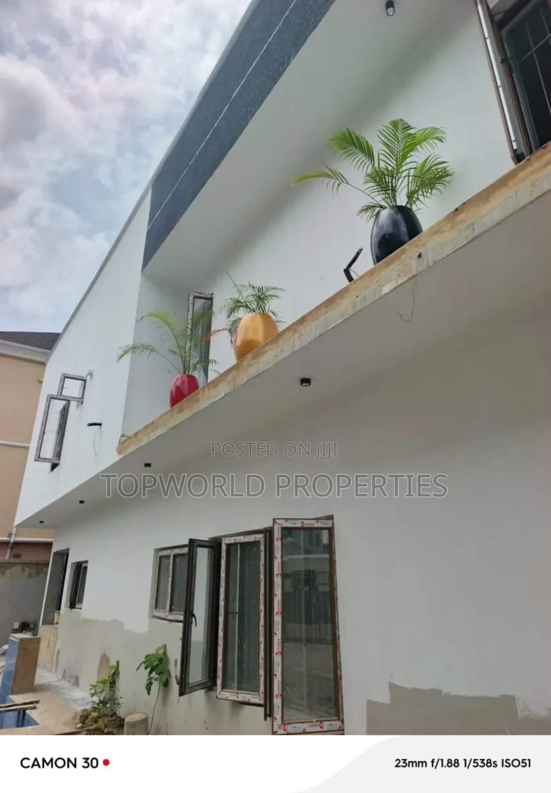 5bdrm Duplex in Ikeja Gra for sale in Ikeja GRA