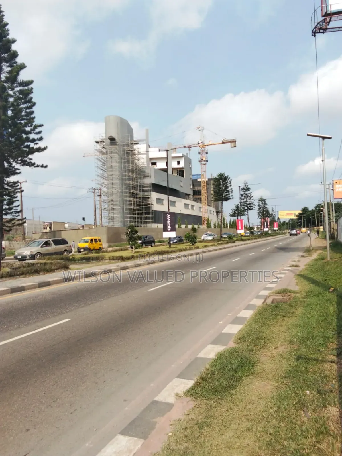 Large Office And Shop Space For Sale In Ikeja Gra in Ikeja GRA