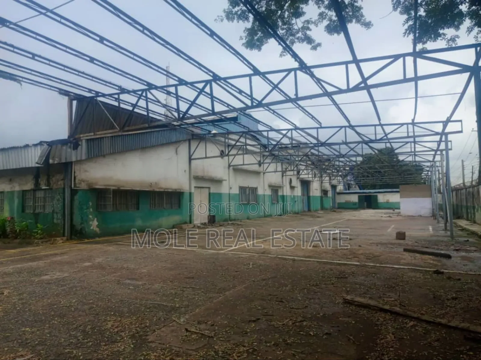 806sqm Middle Land Cowrie Creek Estate Ikate Leki in Ikate