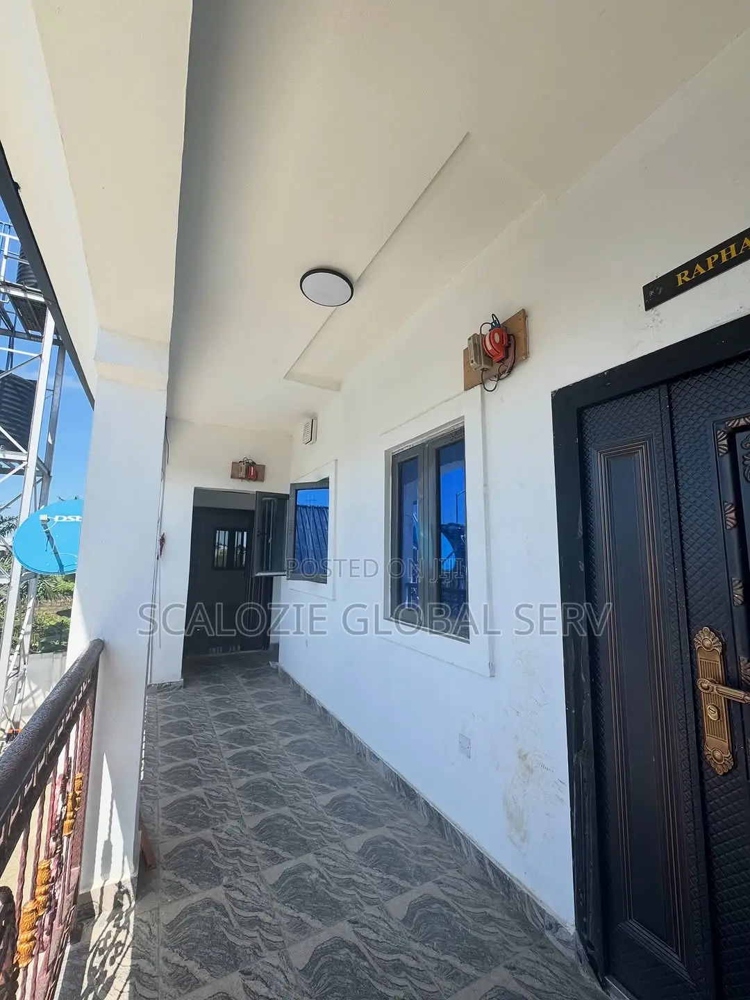 1bdrm Block of Flats in Alakahia, Port for sale in Port-Harcourt