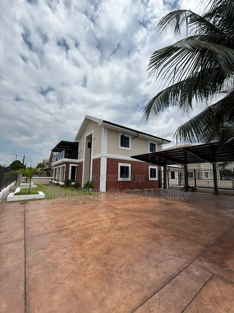 4bdrm Duplex in Peter Odili Road for sale in Port-Harcourt