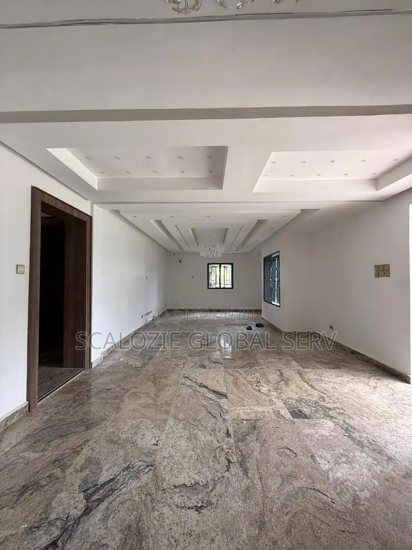 4bdrm Duplex in Peter Odili Road for sale in Port-Harcourt