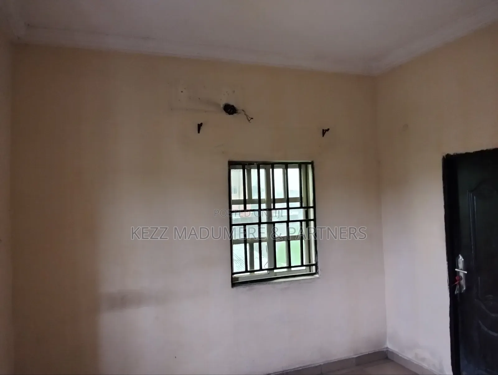 1bdrm Block of Flats in Estate Rumuodomaya for rent in Port-Harcourt