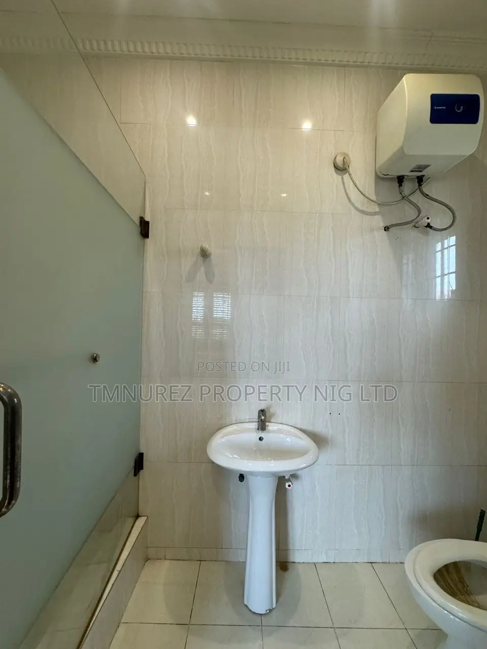 2bdrm Apartment in Lekki Phase 1 for rent in Lekki Phase 1