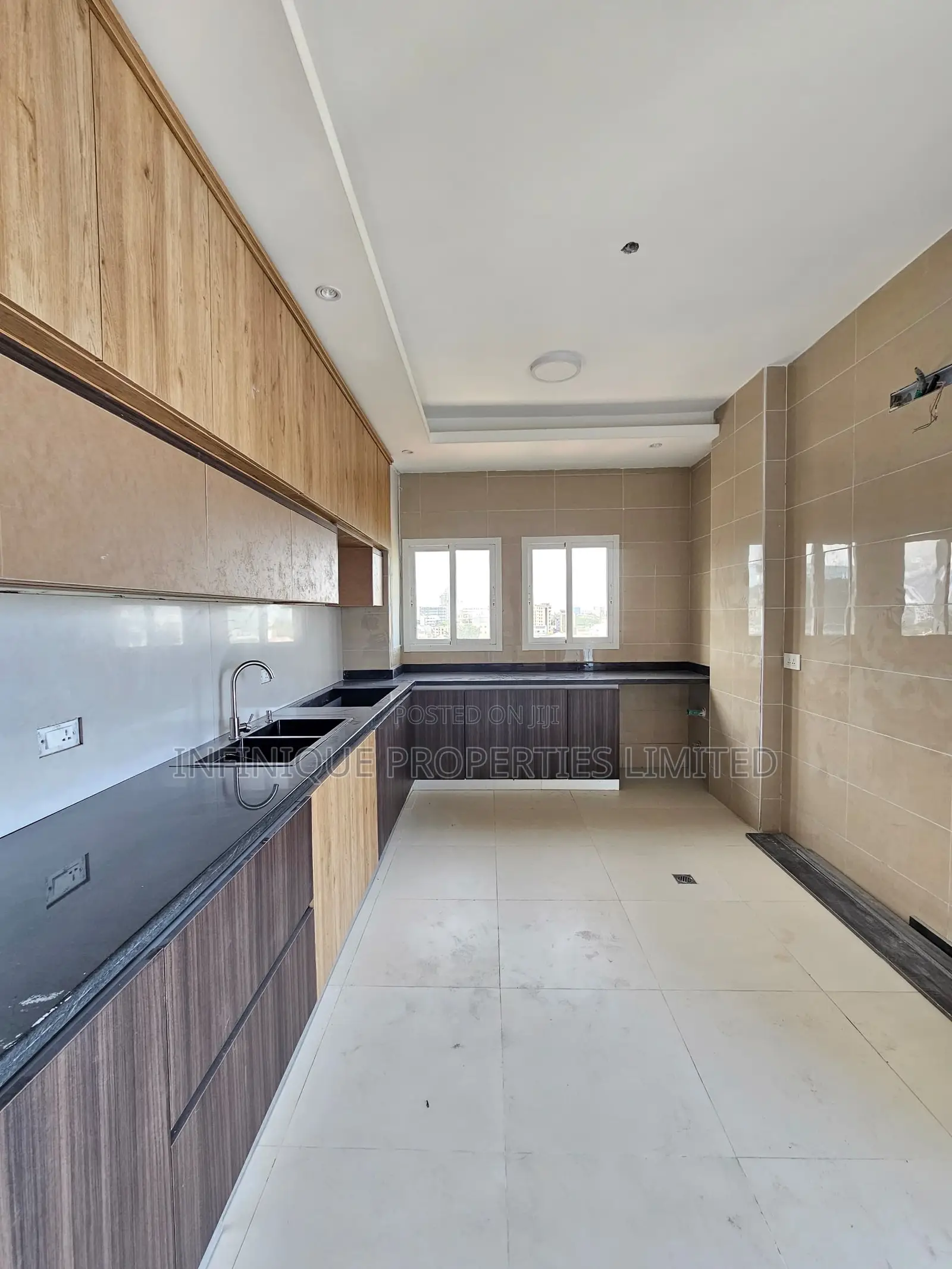 4bdrm Maisonette in Victoria Island for sale in Victoria Island