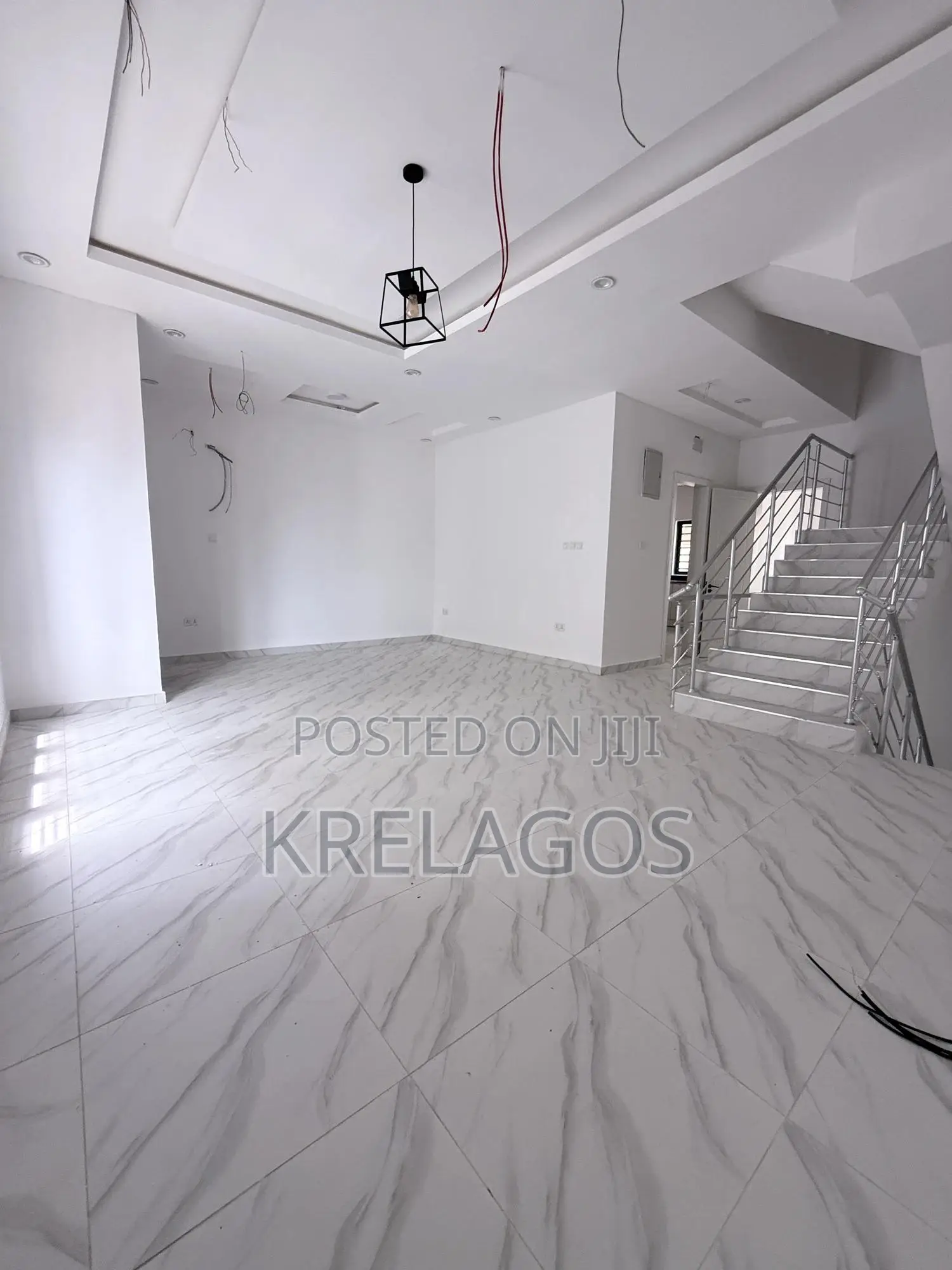4bdrm Duplex in Ologolo for sale in Ologolo
