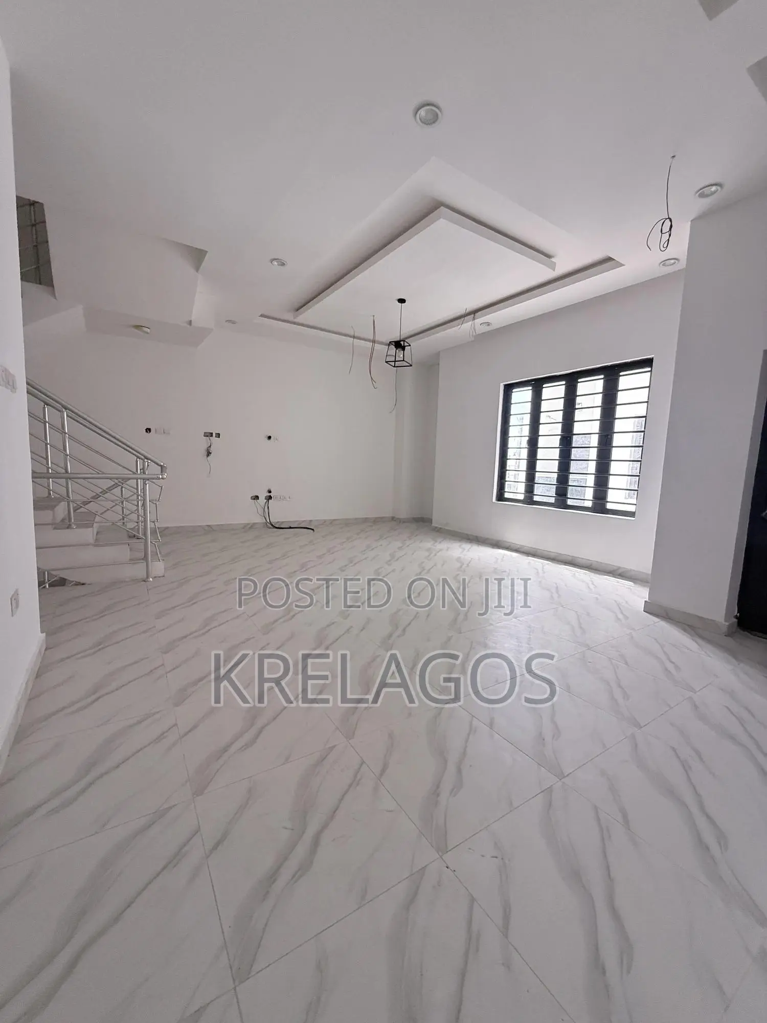 4bdrm Duplex in Ologolo for sale in Ologolo