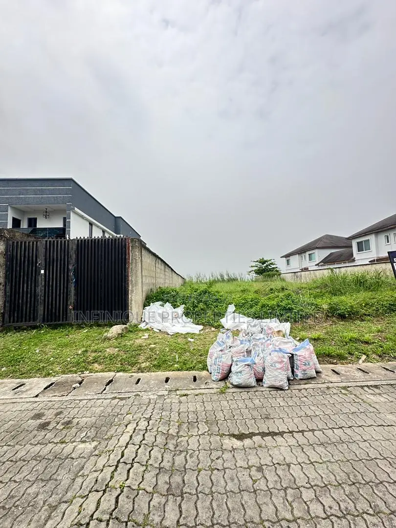 Exclusive Premium Waterfront Land in VGC / Ajah