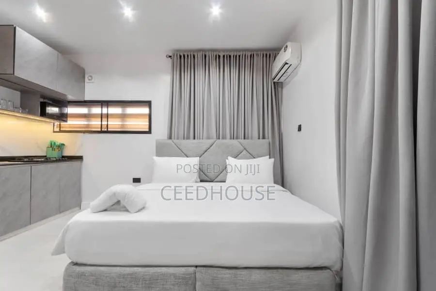 Luxurious Studio Apartment With Pool and Gym in Lekki Phase 1