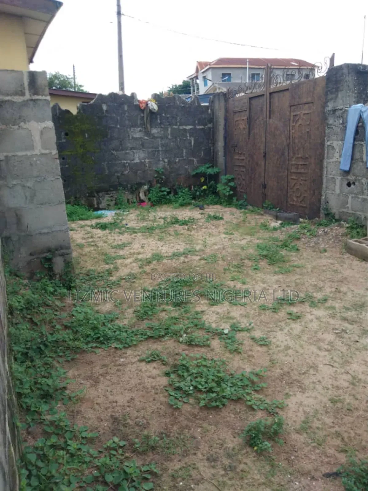 3bdrm Bungalow in Agric Road, Igando / Ikotun/Igando for sale in Igando / Ikotun/Igando