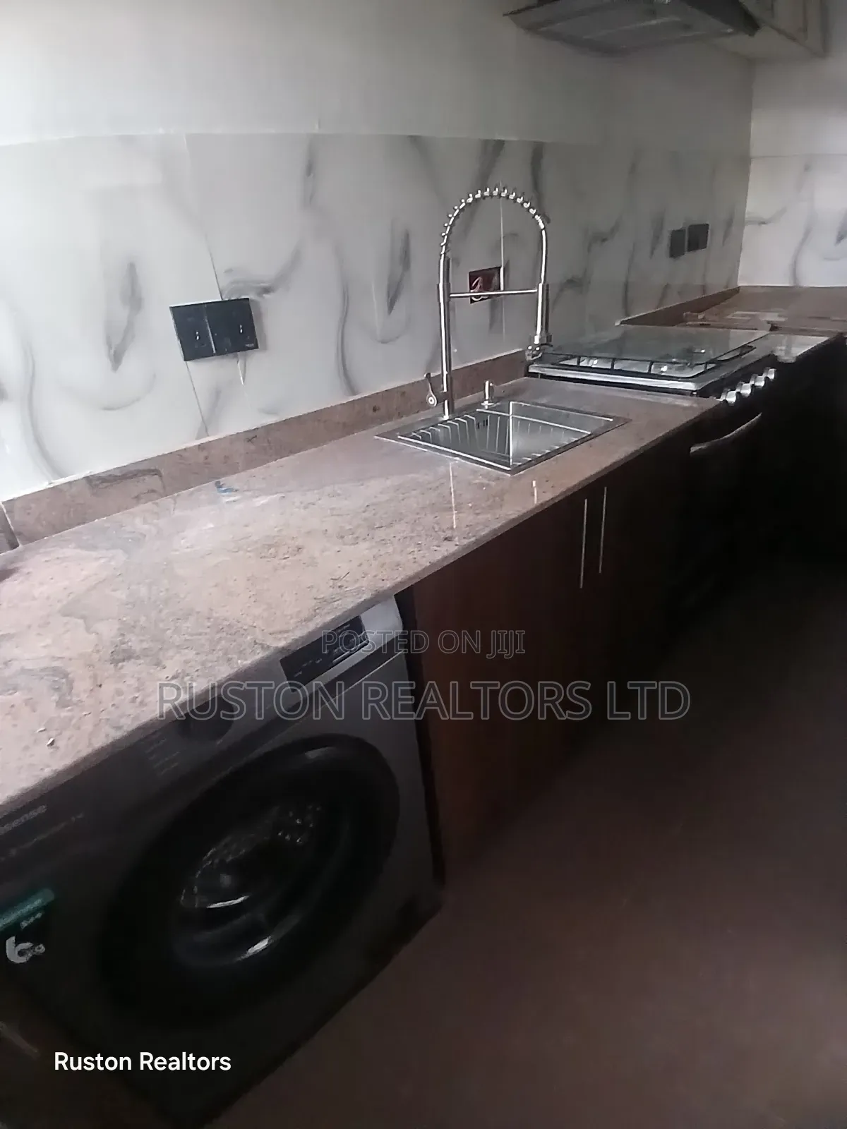 3bdrm Bungalow in Eleyele for sale in Eleyele