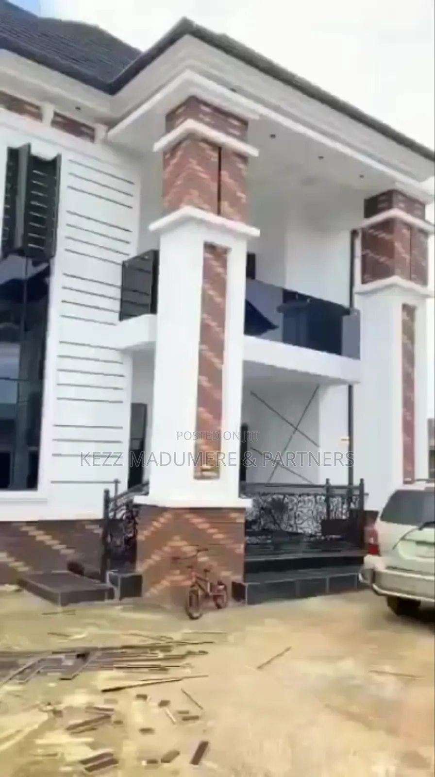 4bdrm Duplex in Imsu Staff Quarters for sale in Owerri