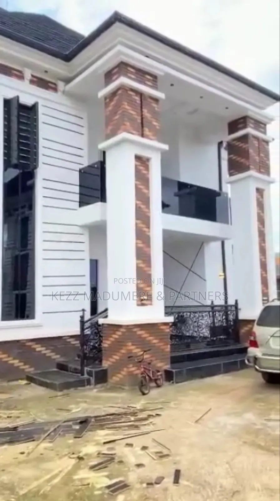 4bdrm Duplex in Imsu Staff Quarters for sale in Owerri