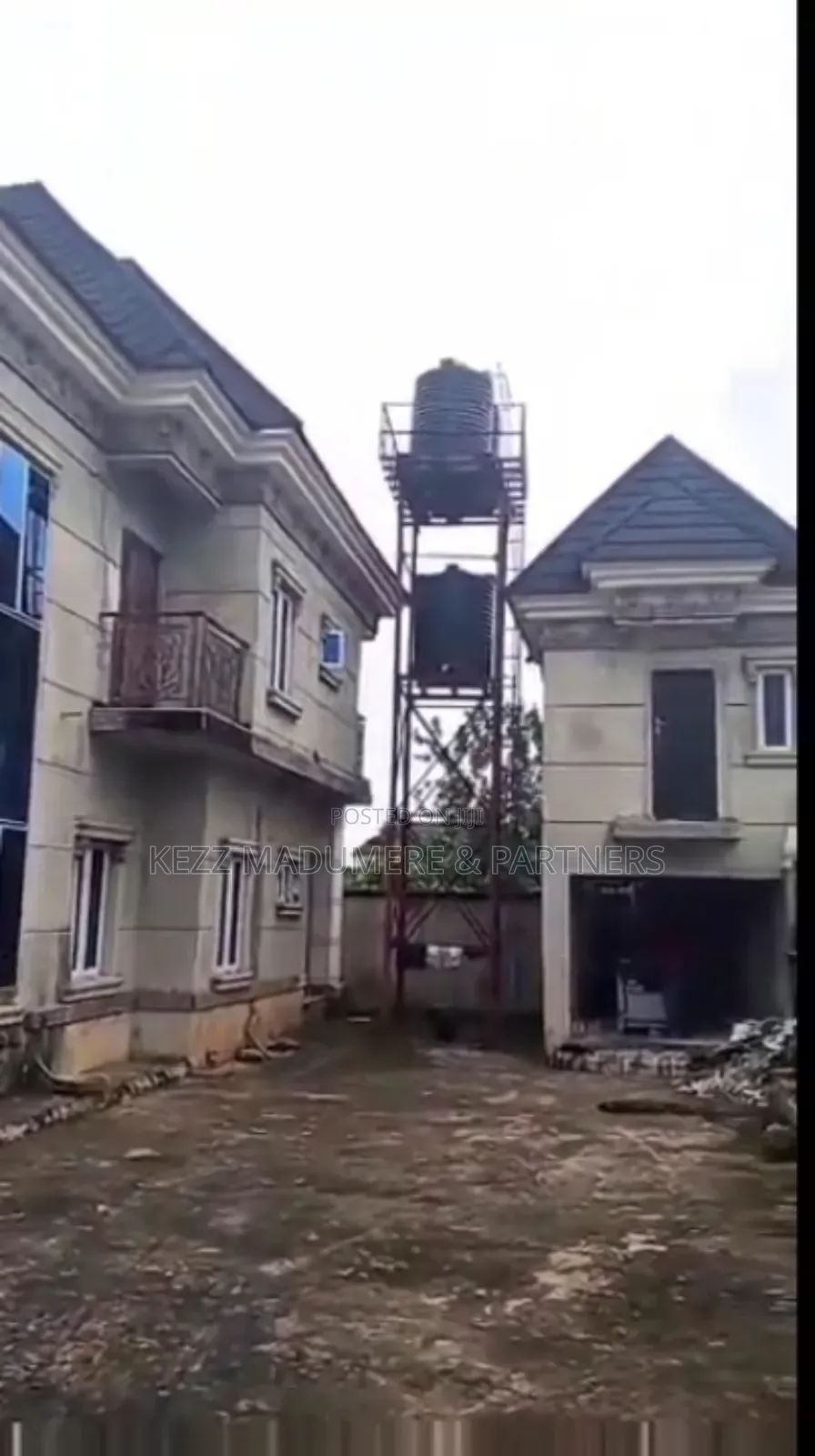 5bdrm Duplex in Proximity To Poly for sale in Owerri