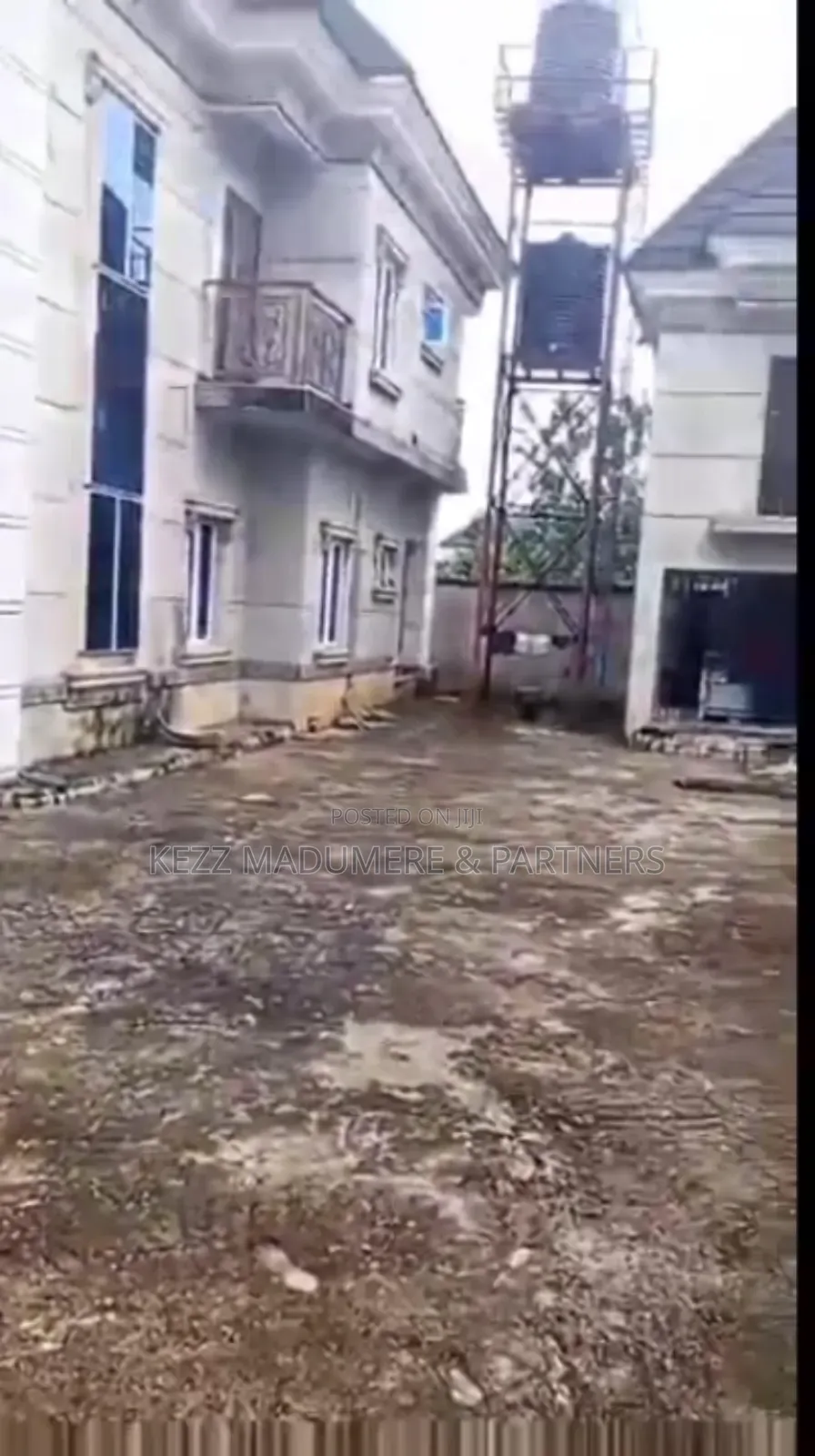 5bdrm Duplex in Proximity To Poly for sale in Owerri