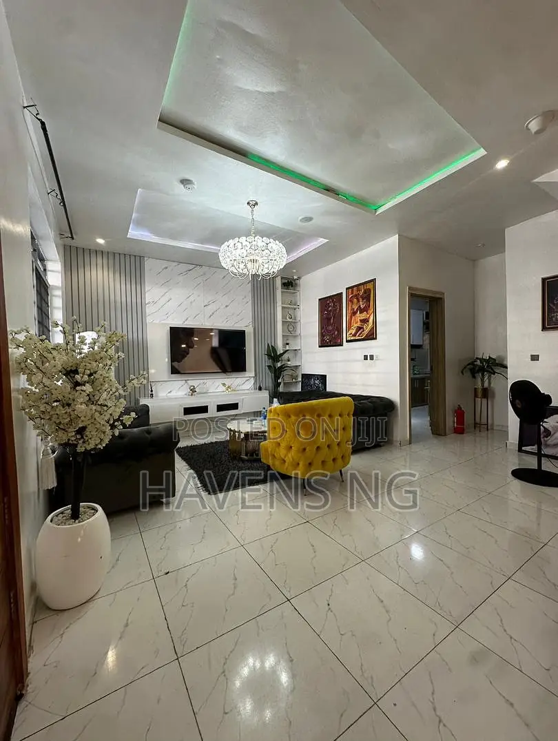 Furnished 4bdrm Duplex in Lekki Phase 2 for sale in Lekki Phase 2