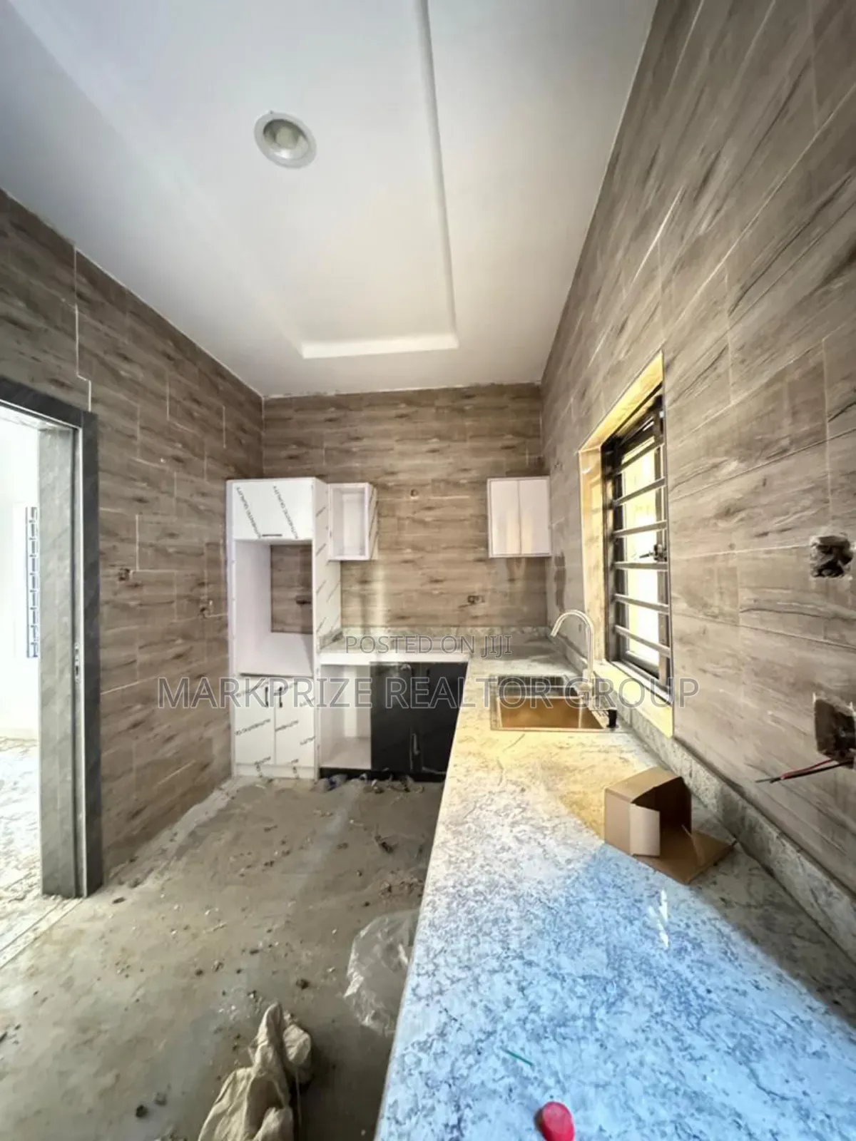 4bdrm Duplex in GRA Phase 1 for sale in GRA Phase 1