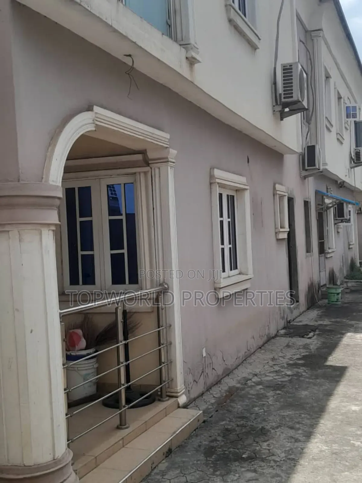3bdrm Block of Flats in Estate Within New for sale in New Oko Oba