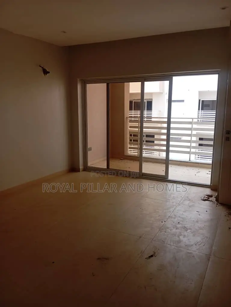 4bdrm Townhouse / Terrace in Utako for rent in Utako