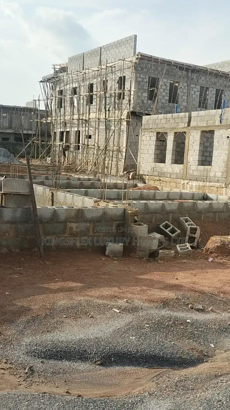 450sqm Estate Plot for 5 Bedroom Duplex +Bq in Gudu