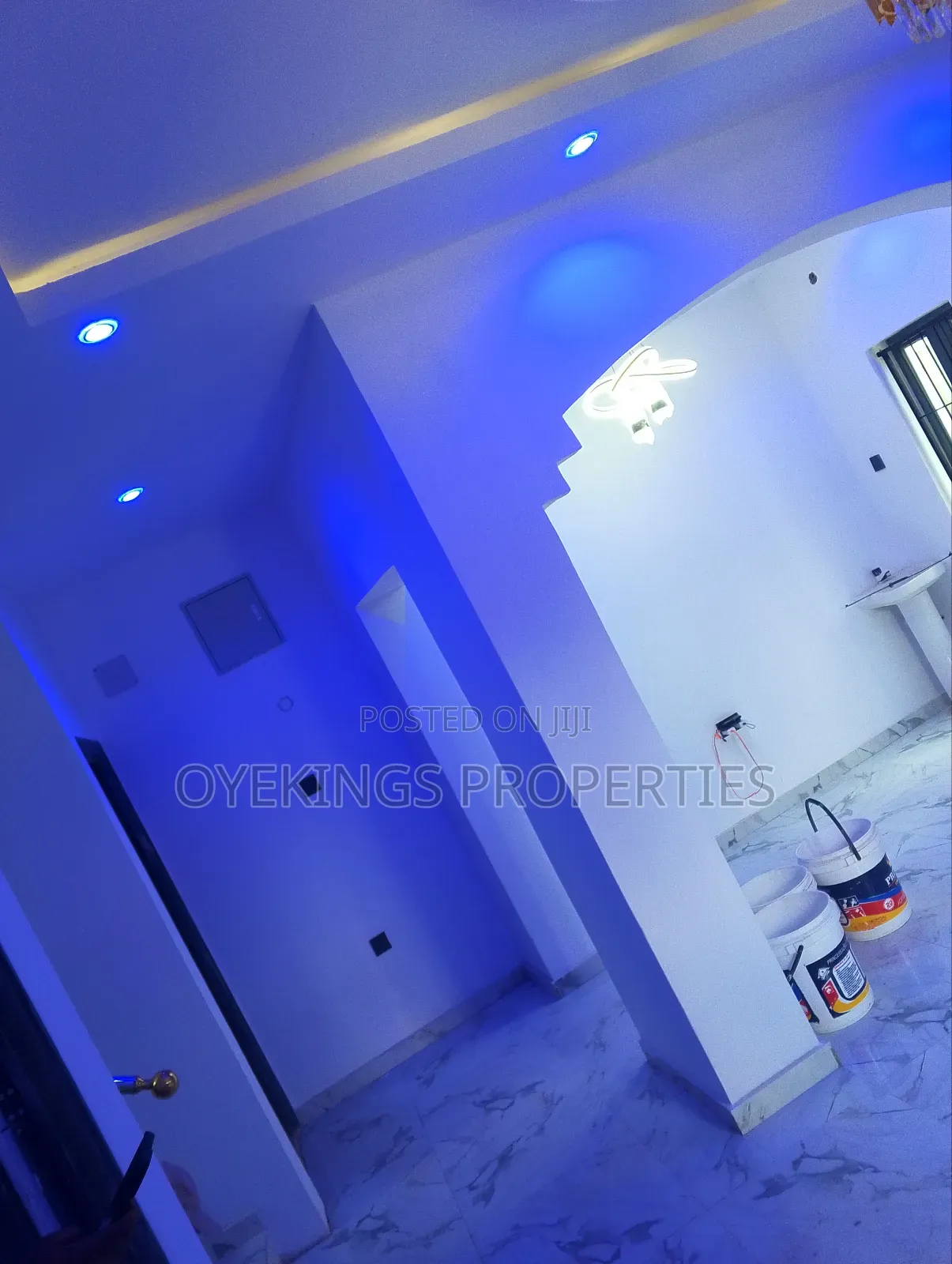 Furnished 4bdrm Duplex in Beeshop, Akala Express for sale in Akala Express