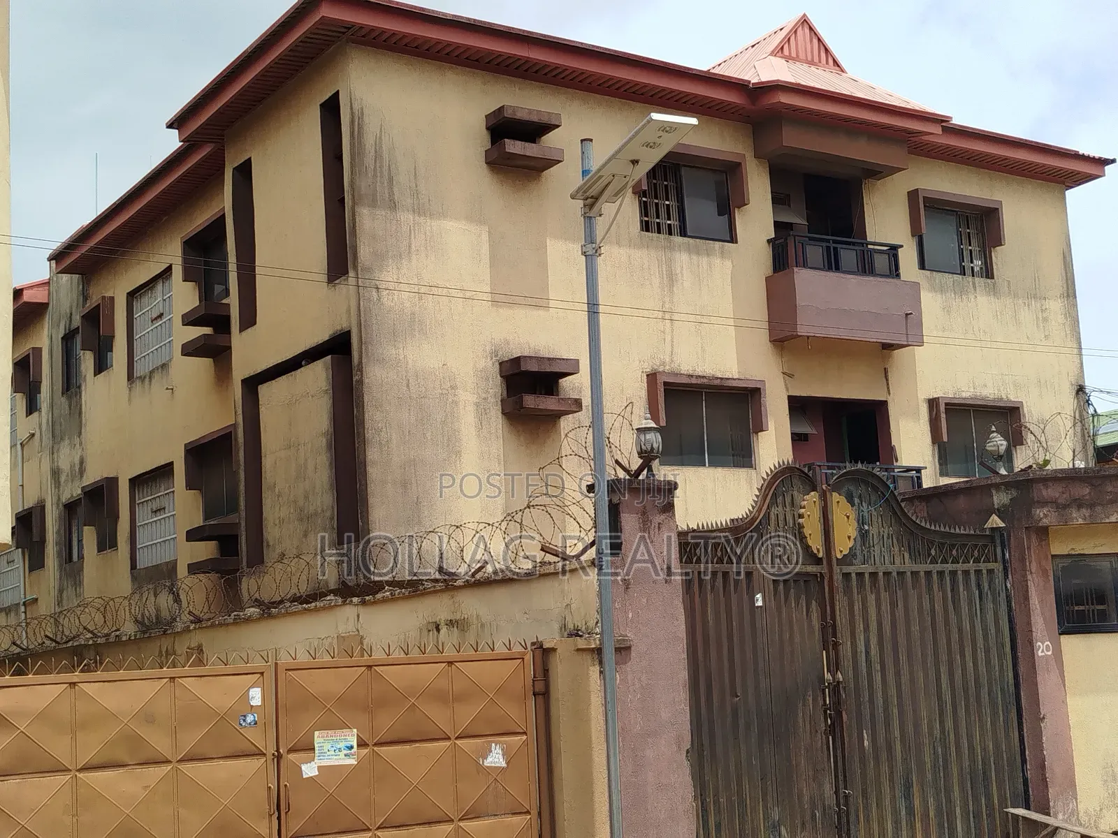3bdrm Block of Flats in Ago Palace for sale in Ago Palace