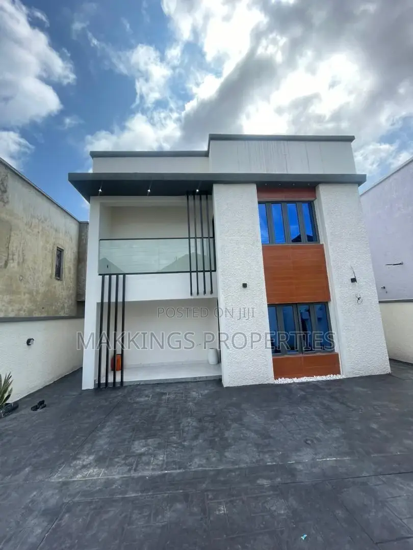 4bdrm Duplex in Lekki Phase 1 for rent in Lekki Phase 1