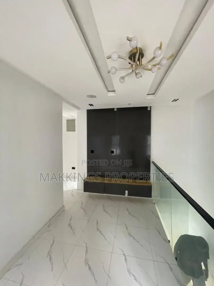 4bdrm Duplex in Lekki Phase 1 for rent in Lekki Phase 1