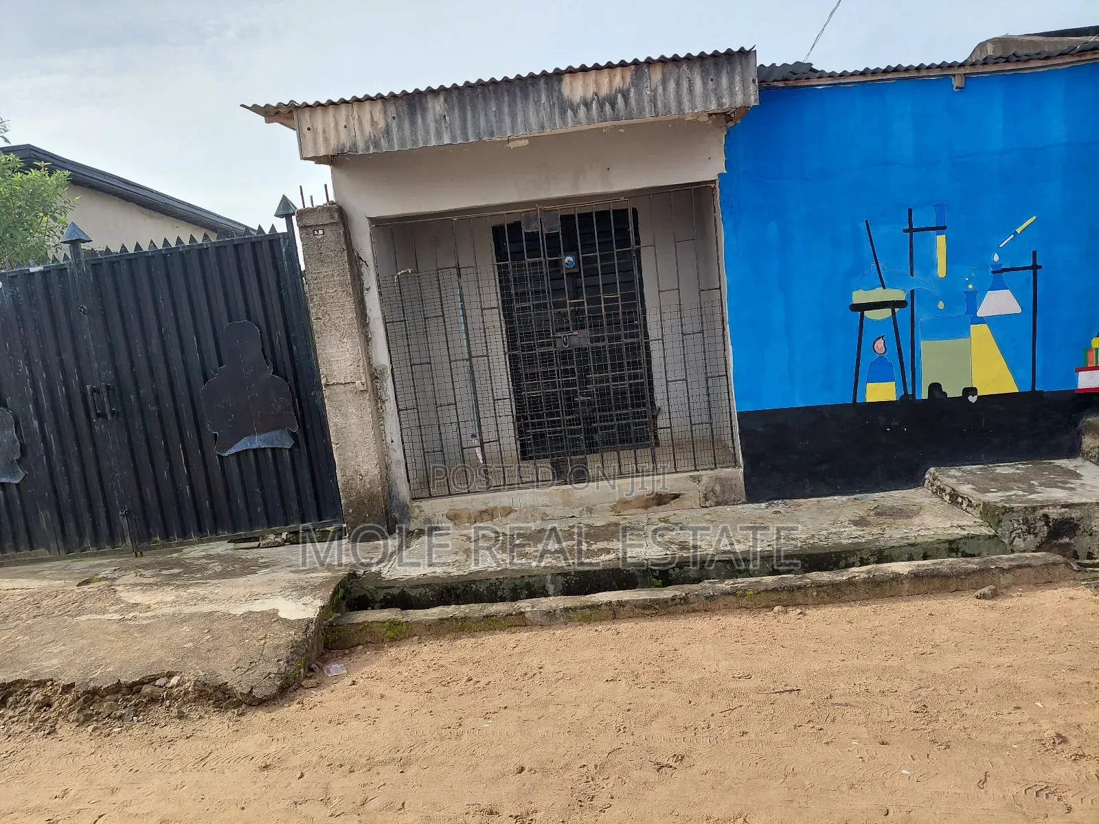 4 Acers B/4 Danco Satation Lagos Ibadan Expressway in Obafemi-Owode