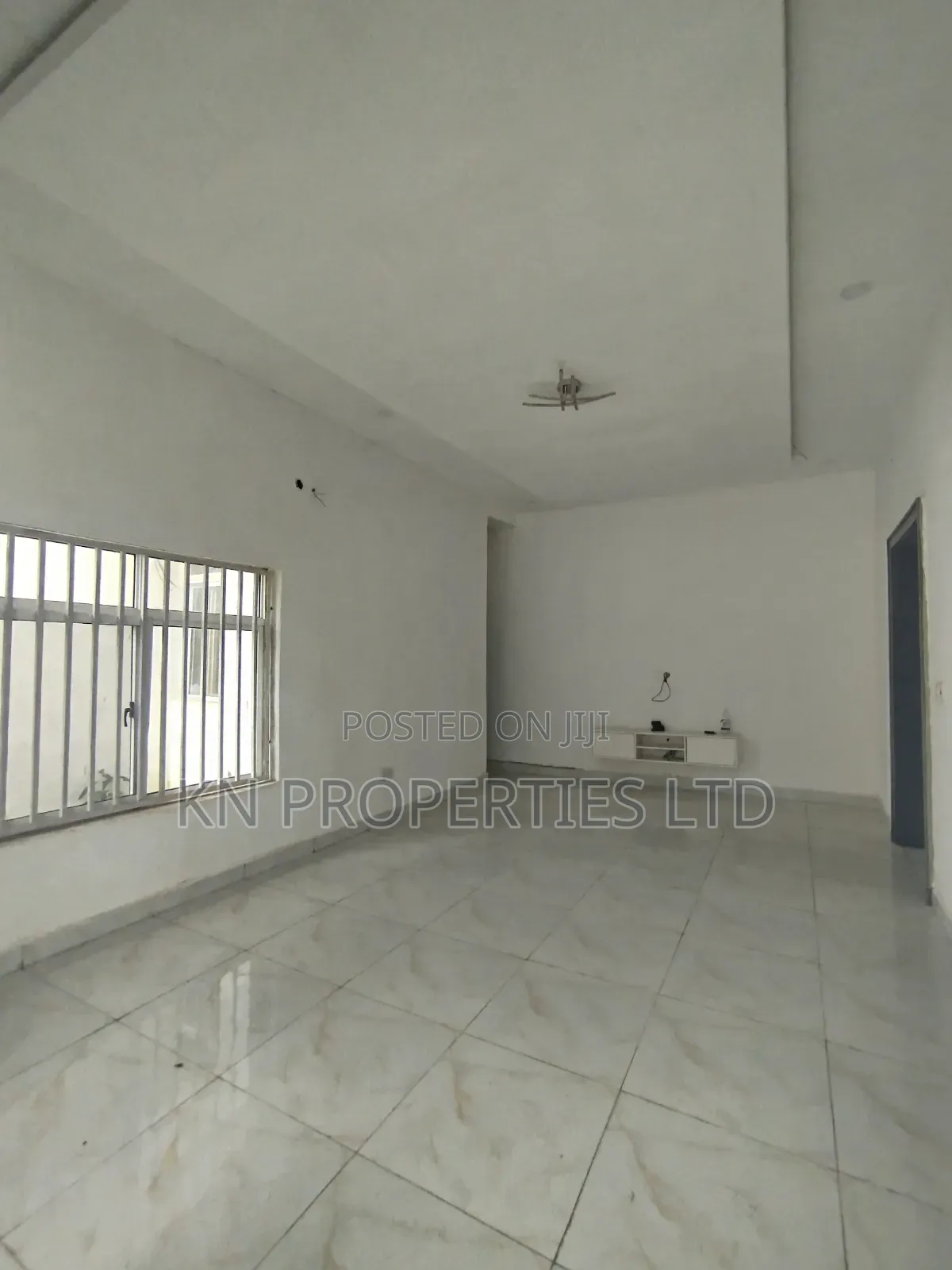 5bdrm Townhouse / Terrace in Gusape Main, Guzape District for rent in Guzape District