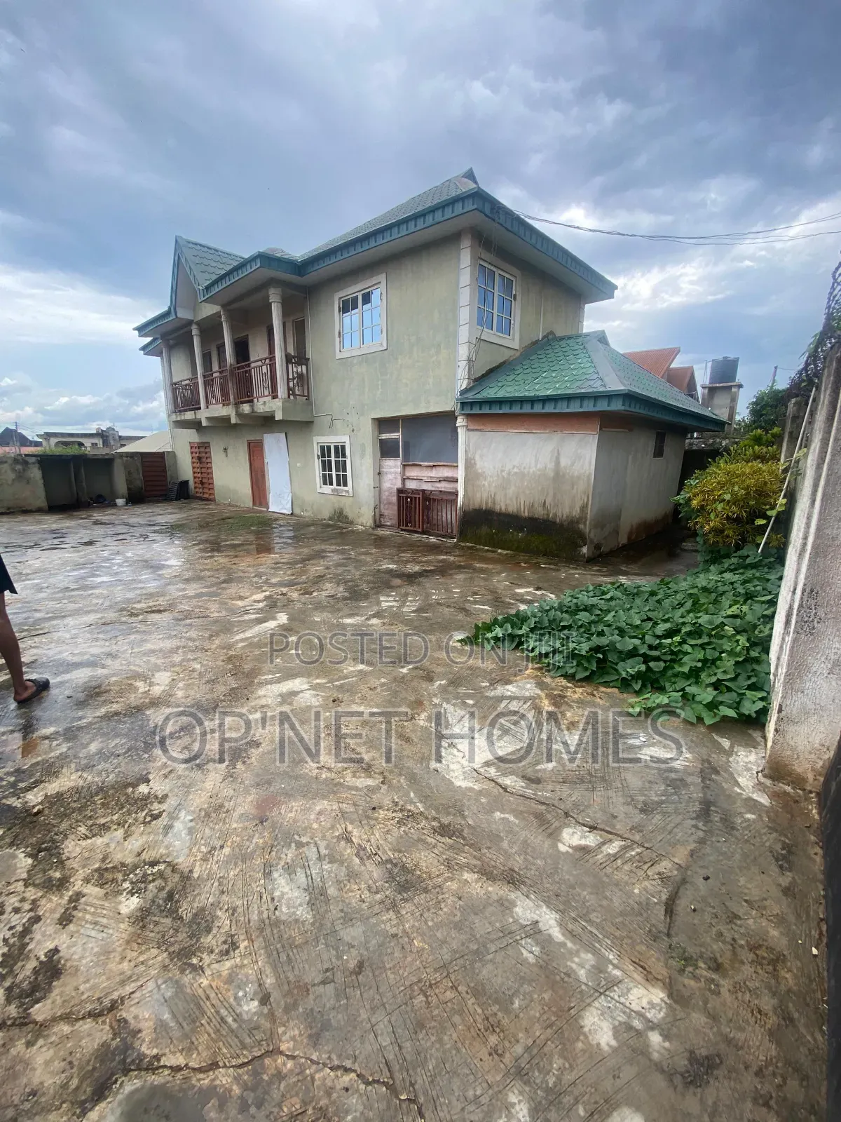 4bdrm Apartment in Akure for sale in Akure