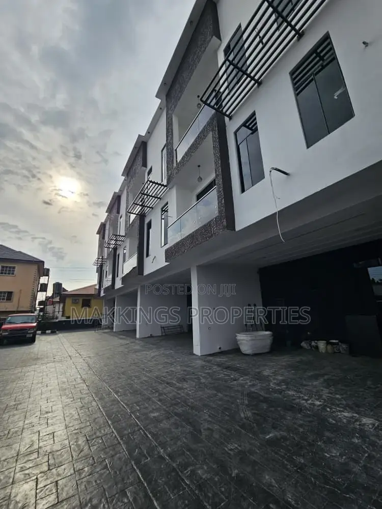4bdrm Duplex in Thomas Estate for rent in Thomas Estate
