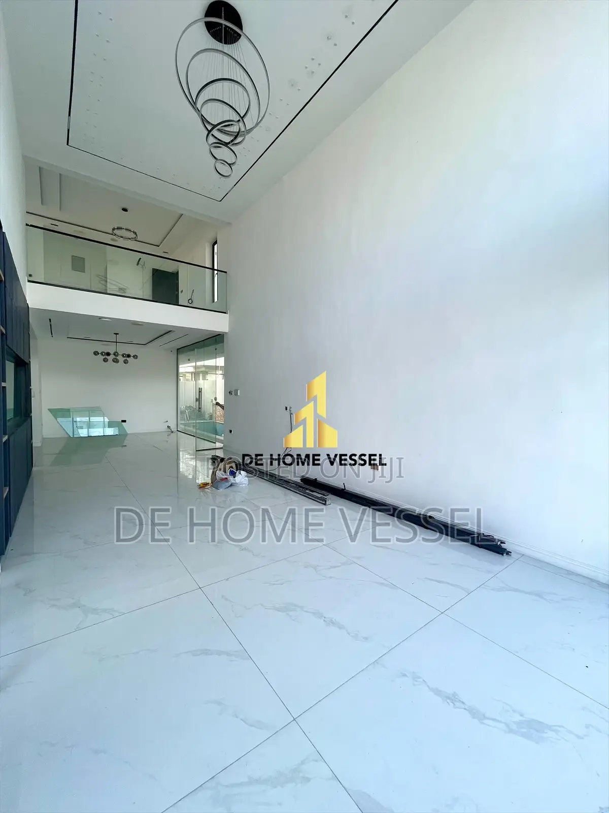 5bdrm Duplex in Ikate for sale in Ikate